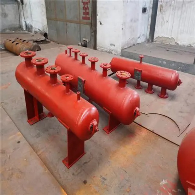 路桥分集水器安装高度